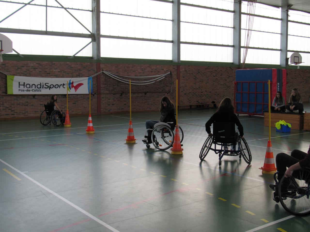 Slalom en fauteuil